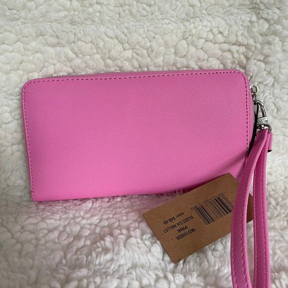 Brand New Steve Madden Zip Around Bi-fold Wallet Pink Silver Emblem - Picture 2 of 7